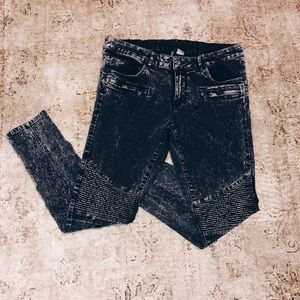 Dark Moto style stonewashed jeans